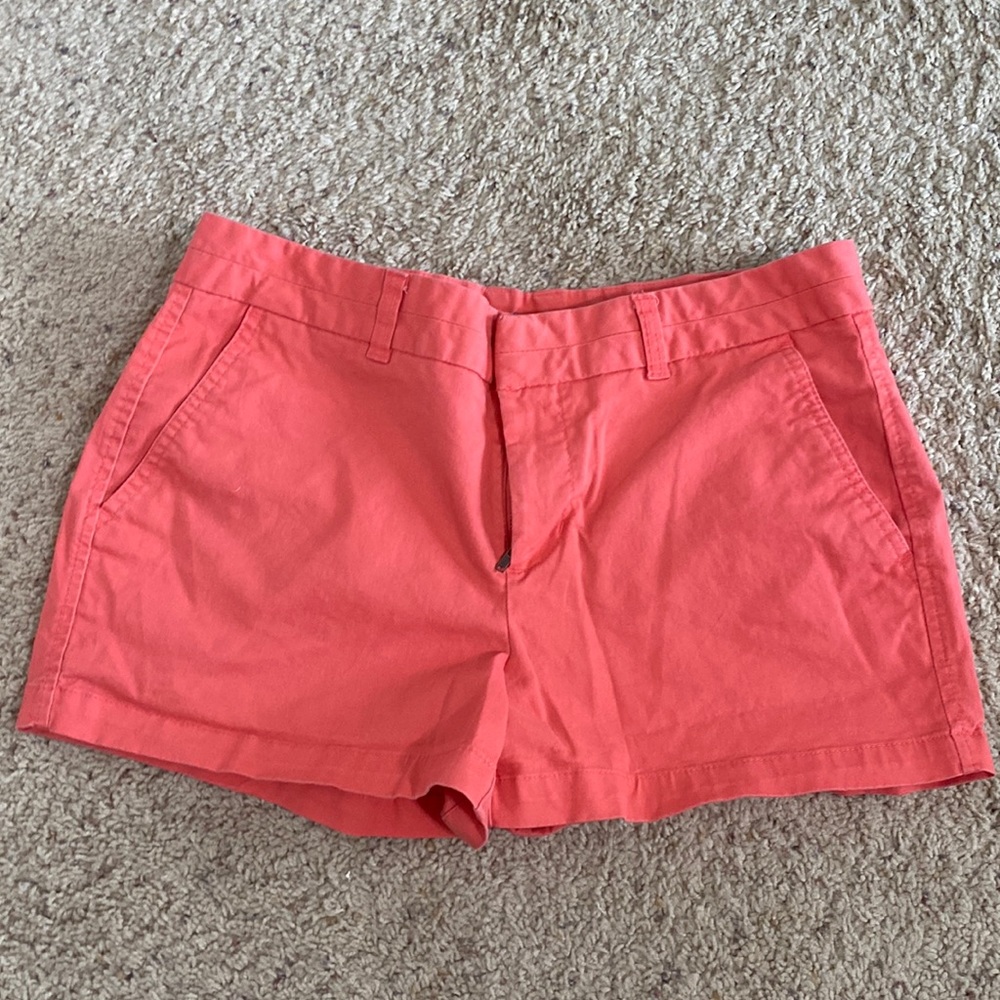 Gap ladies shorts size 8, 3 inch shorts